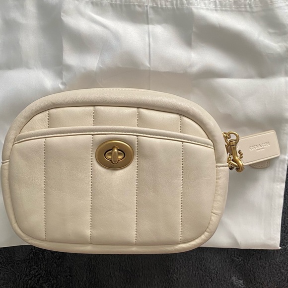 NEW COACH CAMERA BAG - Picture 6 of 6